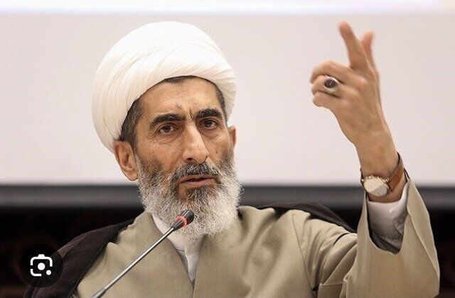 کاندیداها سبک آیت الله رئیسی را در کارزار انتخاباتی سرلوحه کار خود قرار دهند