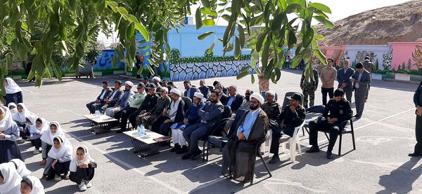  زنگ ایثار و مقاومت در آموزشگاه دخترانه فاطمه الزهراء(س) باخرز