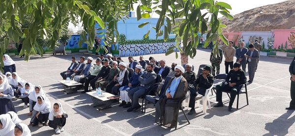  زنگ ایثار و مقاومت در آموزشگاه دخترانه فاطمه الزهراء(س) باخرز