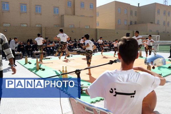 افتتاح طرح‌های آموزشی و عمرانی در یزد با حضور وزیر آموزش و پرورش 