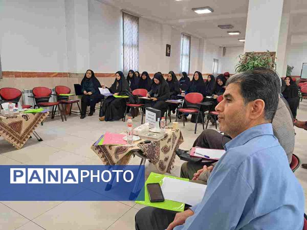 جلسه شورای معاونان و مدیران محله محور اسلامشهر