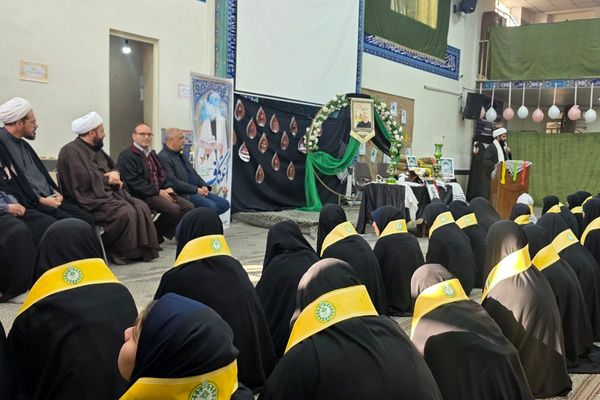 اختتامیه اعتکاف دانش‌آموزی رباط‌کریم با حضور مسئولان