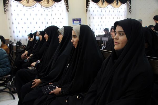 همایش اختتامیه دومین رویداد تولید محتوای دیجیتال و همایش تجلیل از فعالان فضای مجازی شهرستان بن