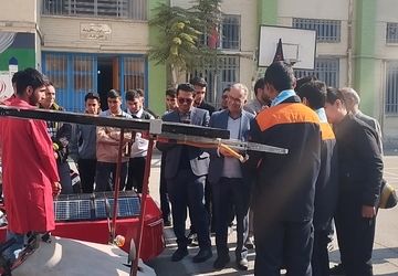 برگزاری مسابقات استانی خودروهای خورشیدی در هنرستان فنی مهدی زاده