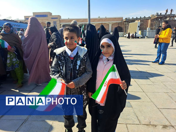 راهپیمایی 22 بهمن در قم -2