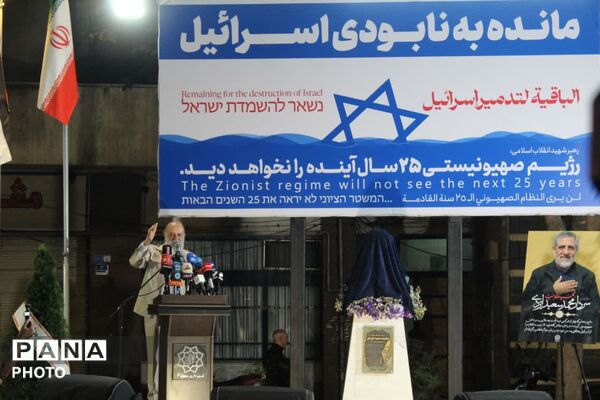 سردیس شهید «حاج رمضان» در میدان فلسطین رونمایی شد