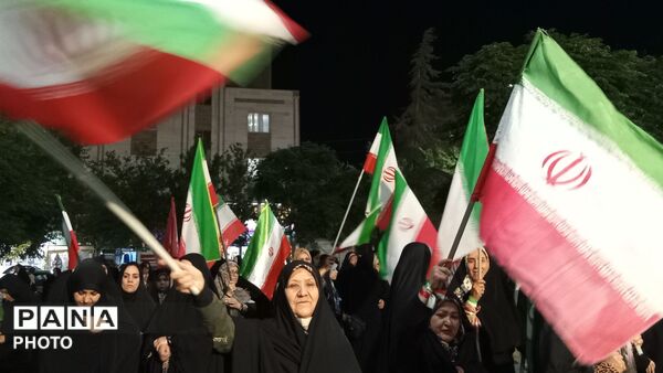 حضور مردم خستگی ناپذیر شهر فردوسیه پس از گذشت سه ماه ازشهادت رهبر عزیزمان