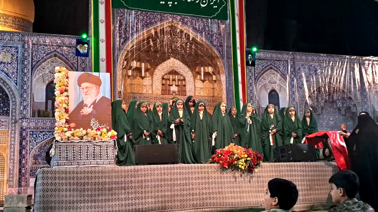 جشن زیر سایه خورشید با حضور پرشور مردم نیر 