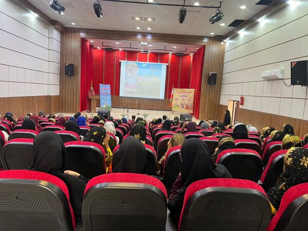 جشنواره سرود در فرهنگسرای فین