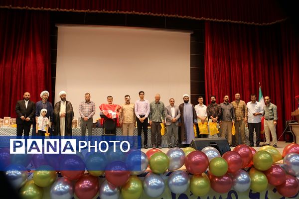 جشن نه سالگی خانواده بزرگ سرود  اسوه در ملارد 