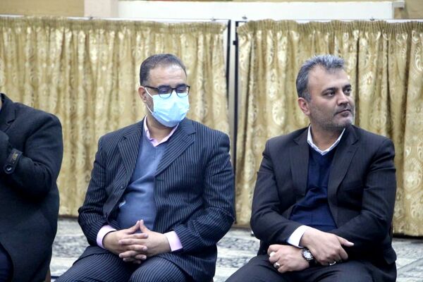 رونمایی کتاب «صبحی که در راه است» 