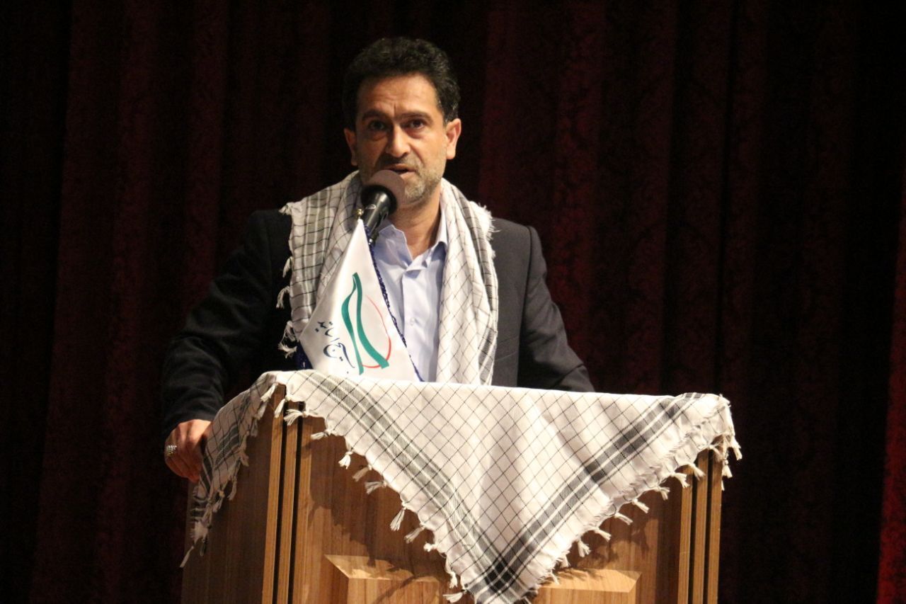 اهداف مورد نظر مسئولان نظام با توجه به ویژگی‌های شهید چمران در دانشگاه‌ها تحقق می‌یابد