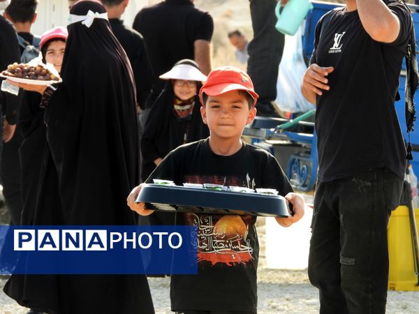 پیاده‌روی جاماندگان اربعین در فراشبند