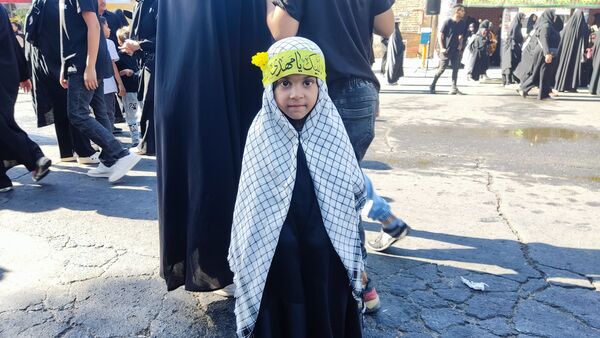 جاماندگان اربعین حسینی در  راهپیمایی حرم تا حرم نیشابور 