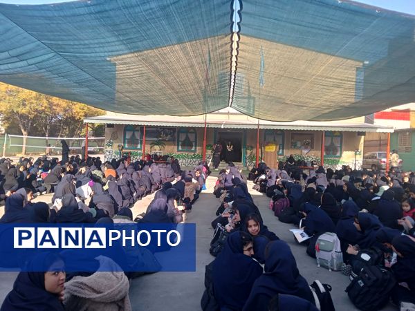 جشن  روز دانش آموز در دبیرستان دخترانه وکیلی 3(یغمای نیشابوری)