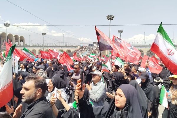 وداع با رهبر شهید ایران  
