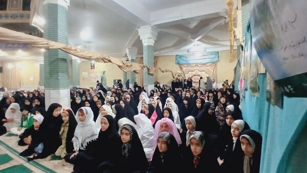 دختران باخرزی در خلوت اعتکاف با خدا