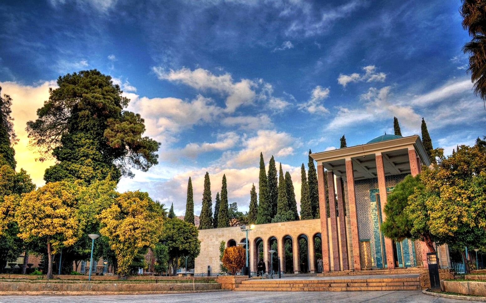 سعدی سخنگوی بین‌المللی فرهنگ ایران است