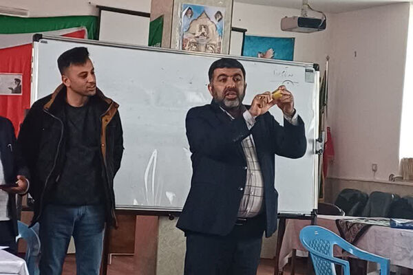 کارگاه کیفیت بخشی دبیران ریاضی متوسطه اول شهرستان آباده