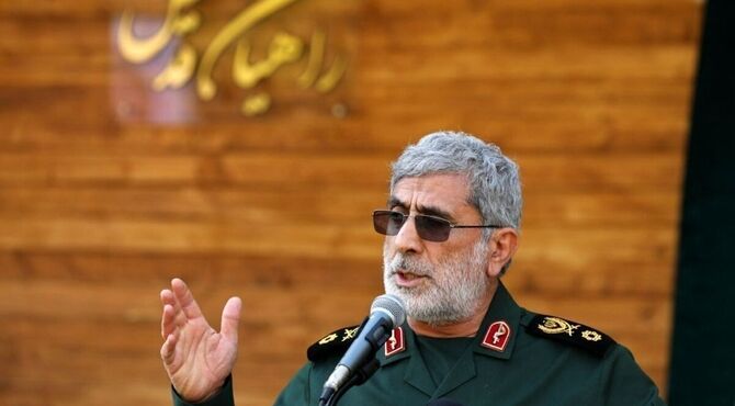 تشییع امام شهید در عراق خط سرخ خونخواهی را پررنگ‌تر خواهد ساخت