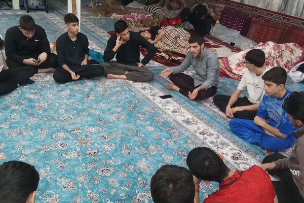 مراسم معنوی اعتکاف در مسجد اعظم حضرت ابوالفضل (ع) بهارستان دو