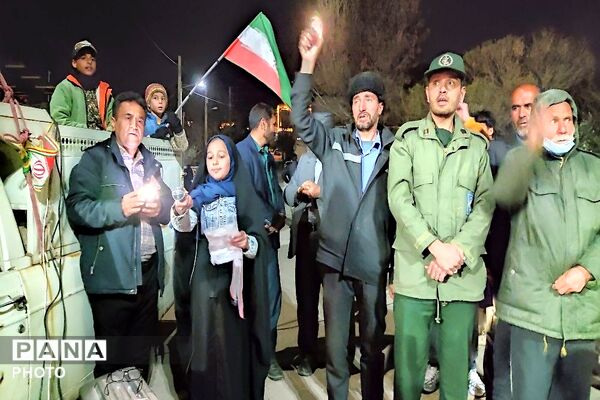 شیعه امام خود را تنها نمی گذارد 