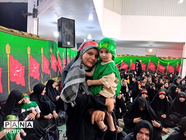همایش شیرخوارگان حسینی در شیخ آباد قم
