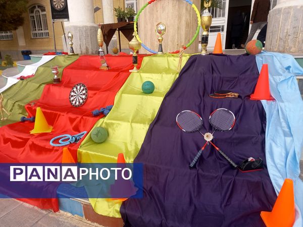 برگزاری المپیاد درون مدرسه‌ای در دبیرستان محمودیه تربت‌حیدریه