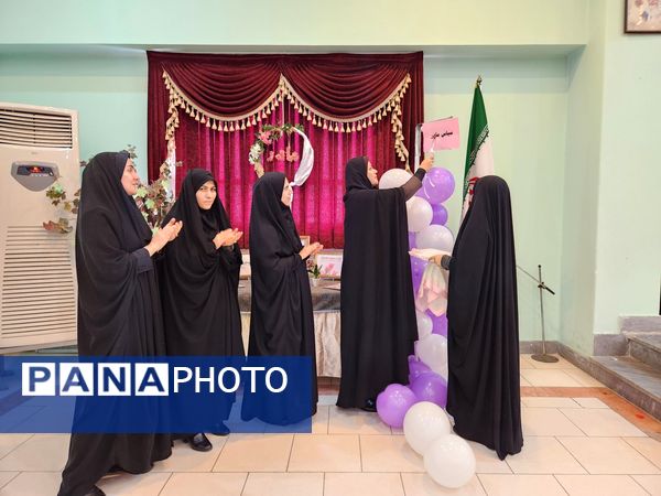 همایش گفتمان سازی الگوی سوم زن مسلمان و کنشگری جمعیت در تبریز