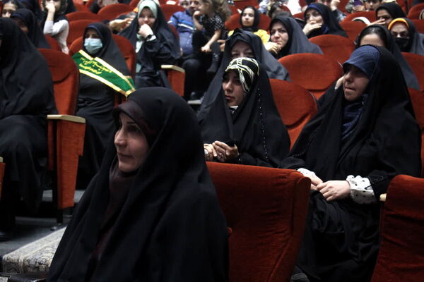 جشن تولد پنجاه و پنجمین نوزاد مرکز نفس در قم