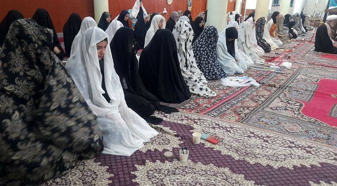 اعتکافT فرصتی برای نزدیکی به خدا و خودشناسی