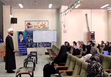 جلسه مدرس طرح هدا با اولیای دانش آموزان پایه دهم مدارس منتخب ناحیه ۳ 