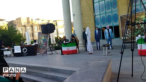 اهالی فرهنگ، هنر و رسانه نیشابور همانند مردم پای کار انقلاب 