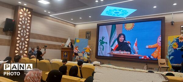 جشنواره بازی های بومی محلی کودکان و نوجوانان منطقه یک کشور در تبریز