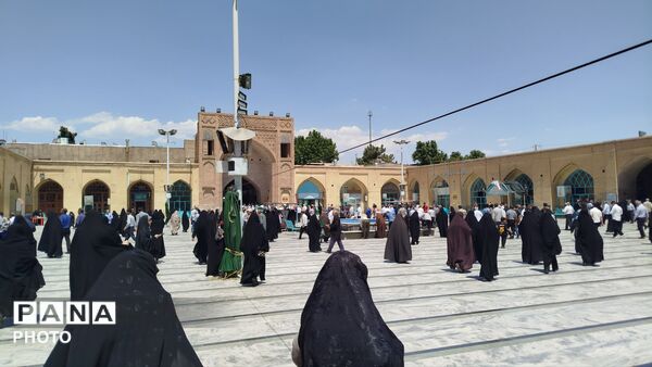 شکوه همبستگی مردم نیشابور