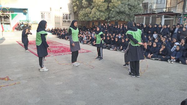 المپیاد ورزشی در دبیرستان میرزا جعفر سروقد