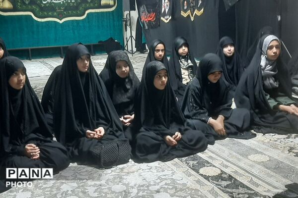هیئت نوجوانان حسینی در حسینیه مسجد حضرت علی اکبر (ع) رباط کریم