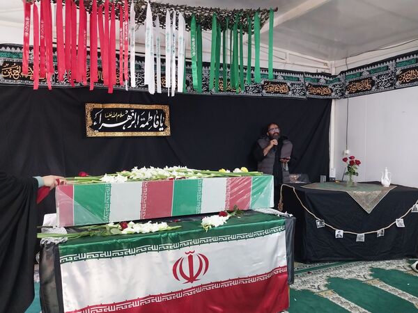 مراسم وداع با شهید گمنام در دبیرستان عصمت۲