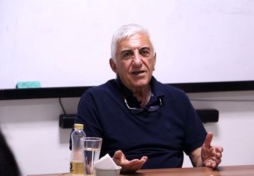 رضا کیانیان : کار ما نشان دادن تلخی ها نیست