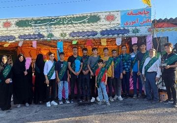 گزارش خبرنگار پانا از فعالیت دانش آموزان در چایخانه حضرت رضا(ع) شیروان