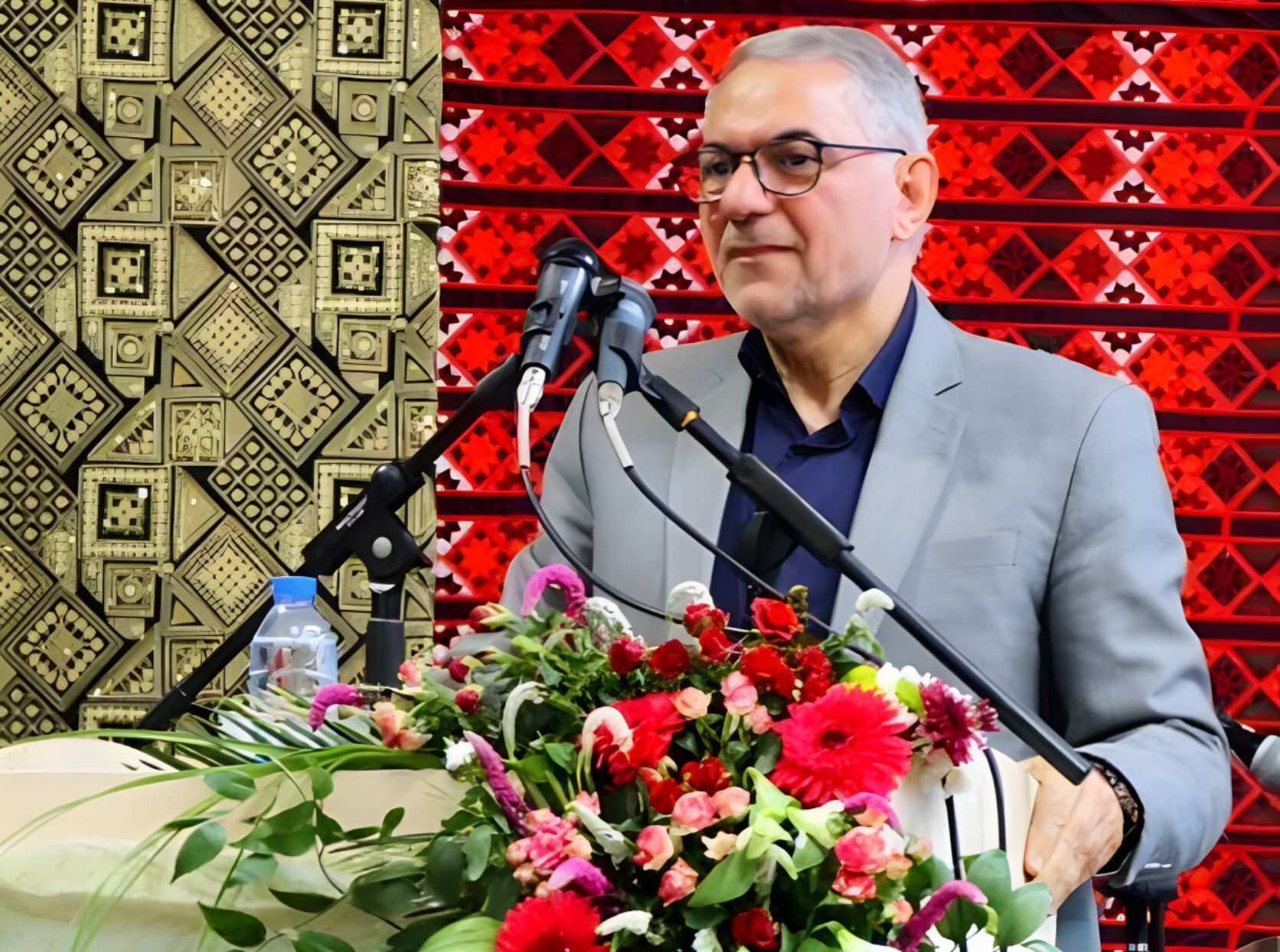 عشایر پاسداران ادبیات و هویت ملی هستند