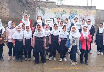 دعوت دانش آموزان مدرسه نرجس کشانک برای حضور در راهپیمایی روز جهانی قدس
