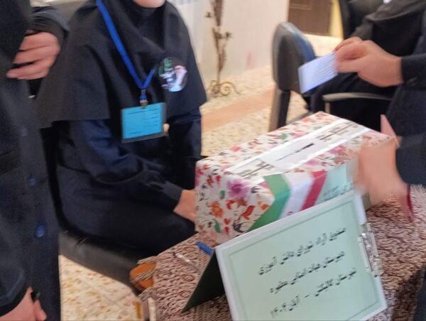 انتخابات مدرسه‌ای در دبیرستان هیات امنایی مطهره گالیکش