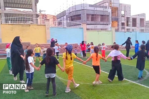  جشنواره «خانواده پویا» با حضور پر شور دانش آموزان و مادران