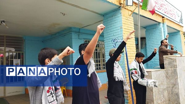 زنگ استکبار ستیزی در دبیرستان شاهد ابوذر غفاری نیشابور 