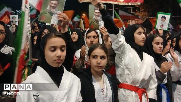 حضور پر شور مردم کوهدشت در گردهمایی وحدت و همدلی ملی درموج چهل و سوم اجتماعات 