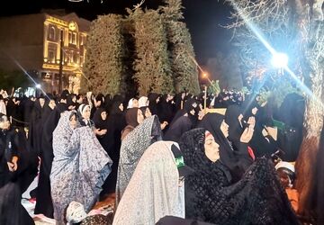 استغاثه به امام زمان (عج) در شب تولد جمهوری اسلامی