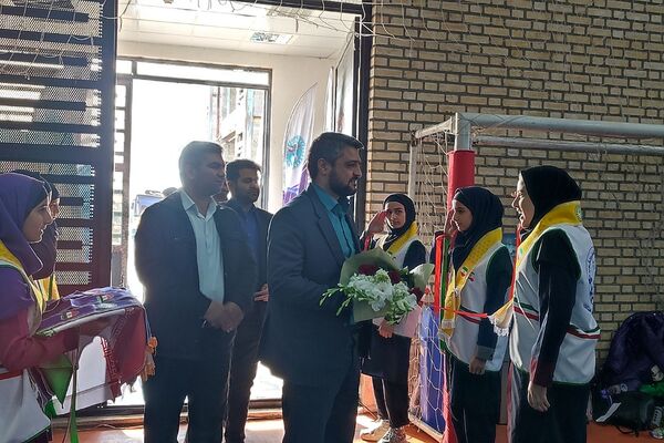 همایش بزرگ هزار نفری یاوران انقلاب و پیشتازان مقاومت در شهر جدید پرند