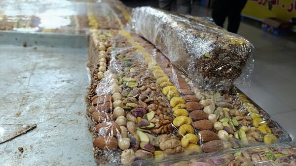 حال و هوای بازار یاسوج در آستانه شب یلدا