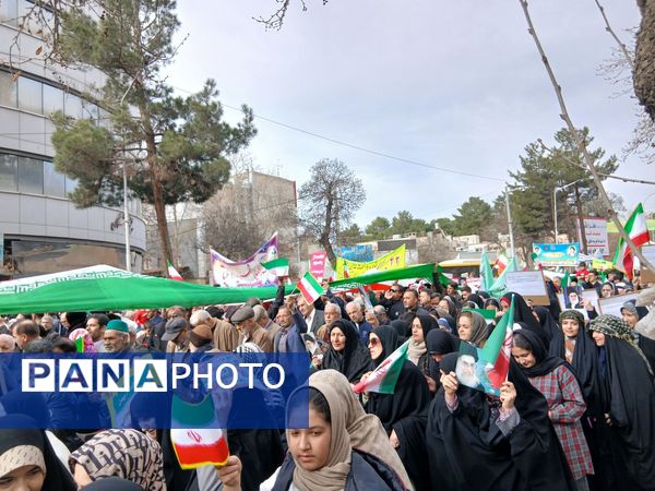 راهپیمایی 22 بهمن با حضور گسترده ای از مردم در شهرستان نیشابور